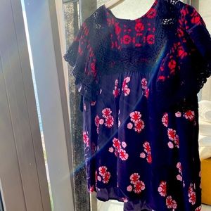 SEA brand new shirt size M